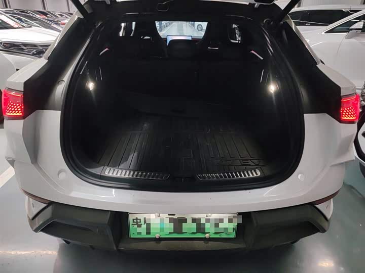 Фото 19 - BYD Sea Lion 07 EV