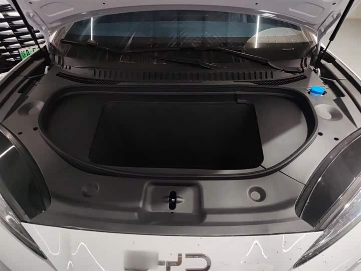 Фото 20 - BYD Sea Lion 07 EV