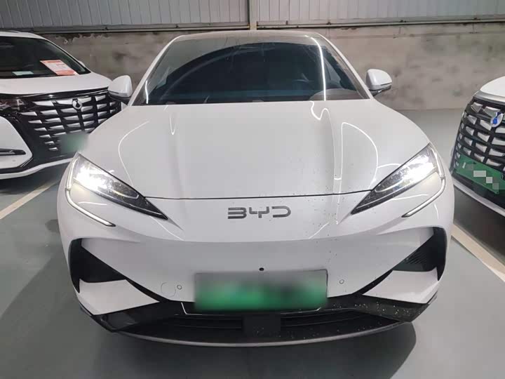 Фото 3 - BYD Sea Lion 07 EV