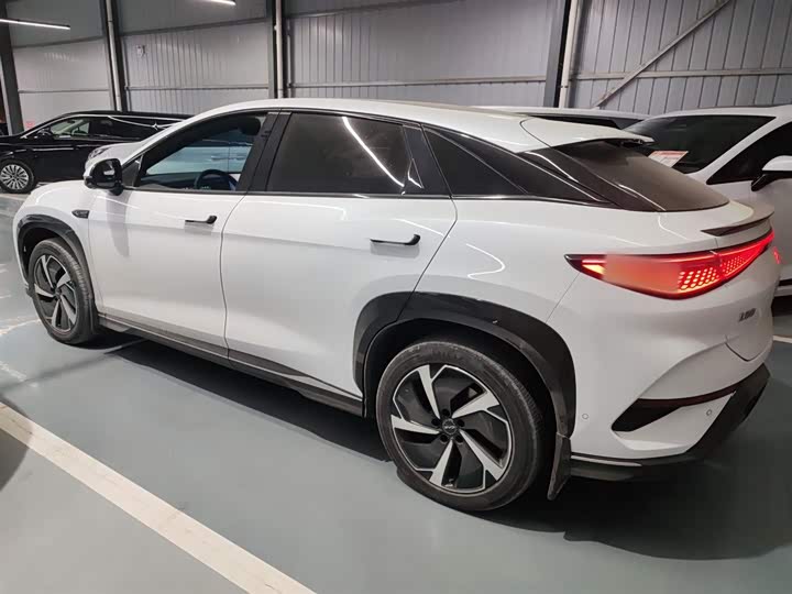 Фото 5 - BYD Sea Lion 07 EV