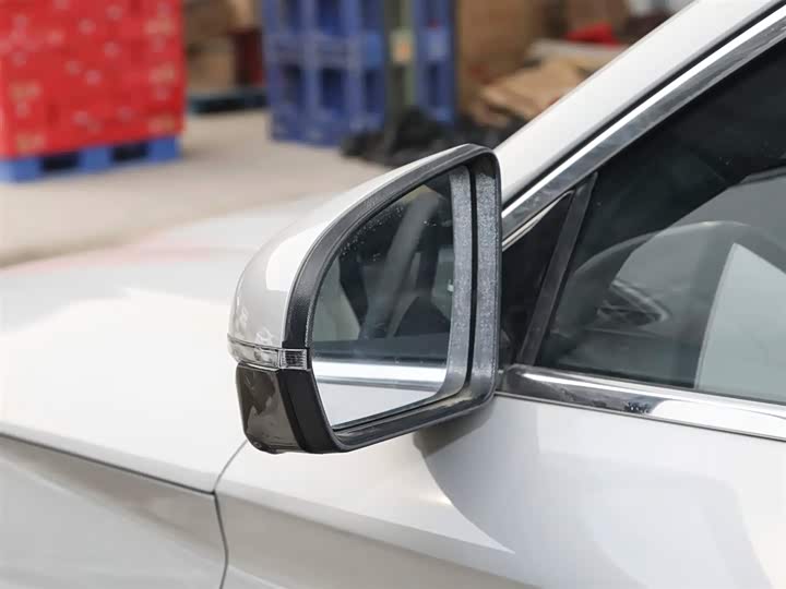 Фото 21 - BYD Song Plus Hybrid/EV