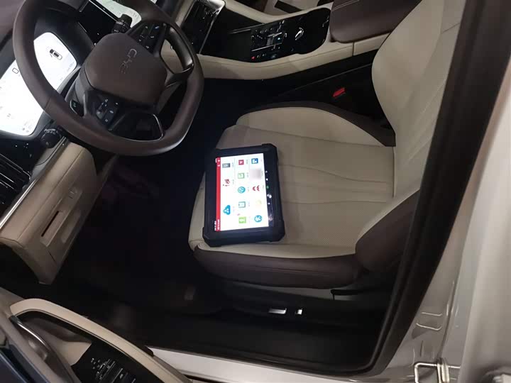 Фото 15 - BYD Song Plus Hybrid/EV