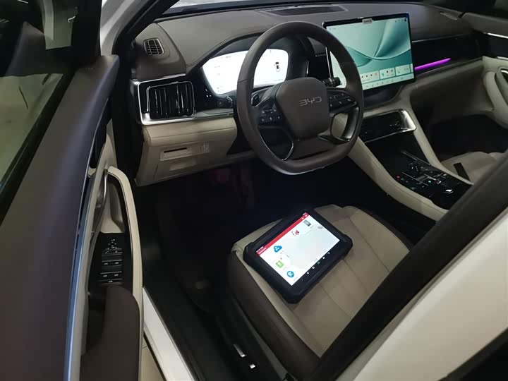 Фото 16 - BYD Song Plus Hybrid/EV