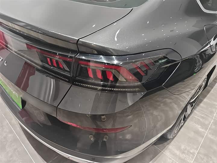 Фото 8 - Volkswagen Lamando L