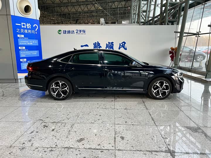 Фото 3 - Volkswagen Passat