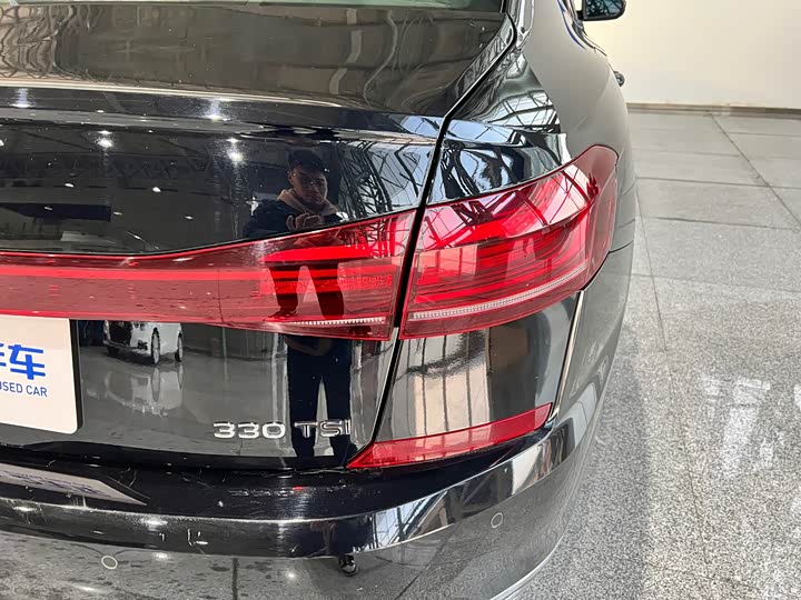 Фото 9 - Volkswagen Passat