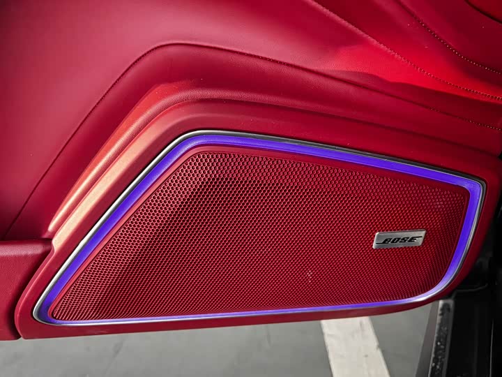 Фото 3 - Porsche Panamera