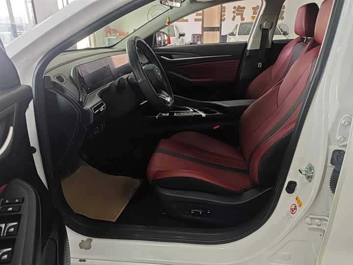 Фото 15 - Changan Eado Plus