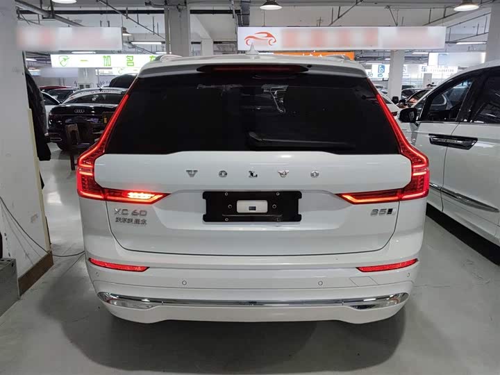 Фото 6 - Volvo XC60