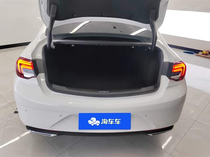 Фото 4 - Buick Regal