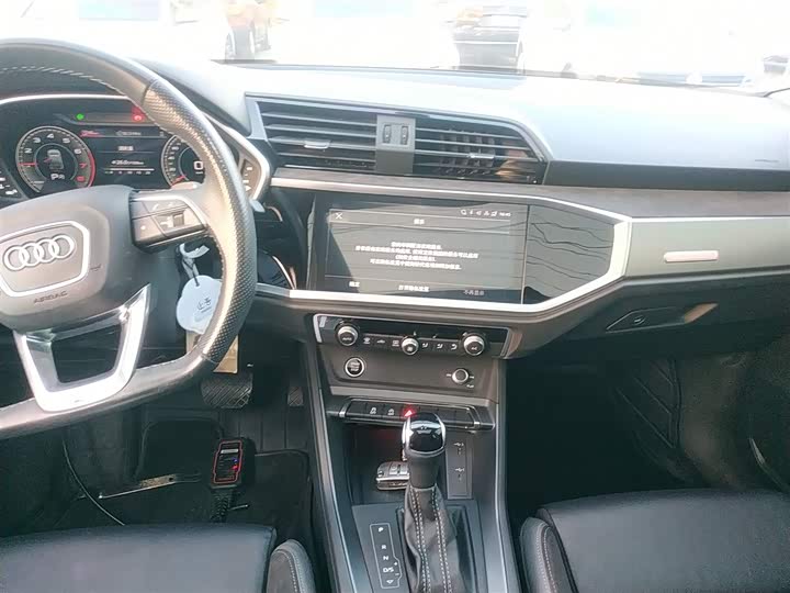 Фото 13 - Audi Q3 Sportback