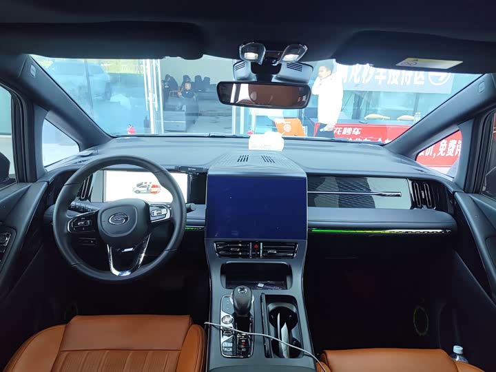 Фото 6 - GAC Trumpchi E9