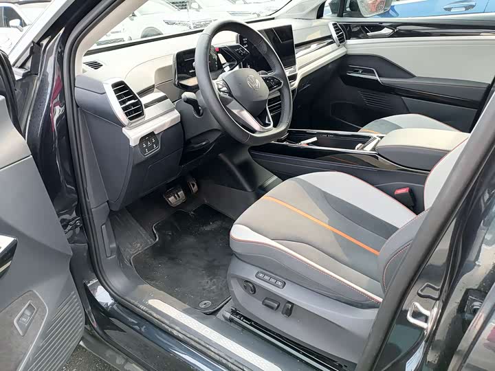 Фото 4 - Volkswagen ID.6 Crozz