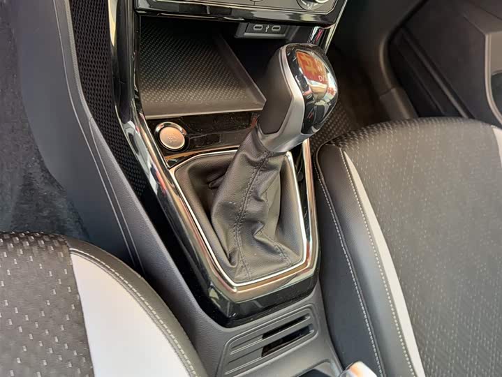 Фото 11 - Volkswagen Tacqua