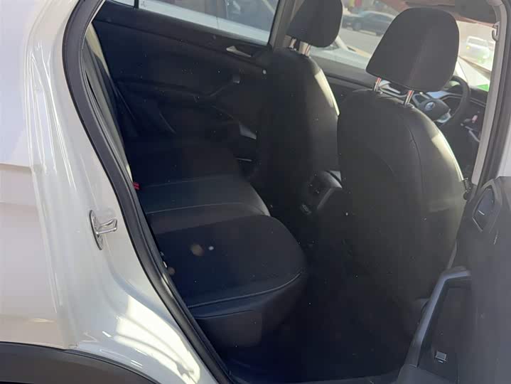 Фото 23 - Volkswagen Tacqua