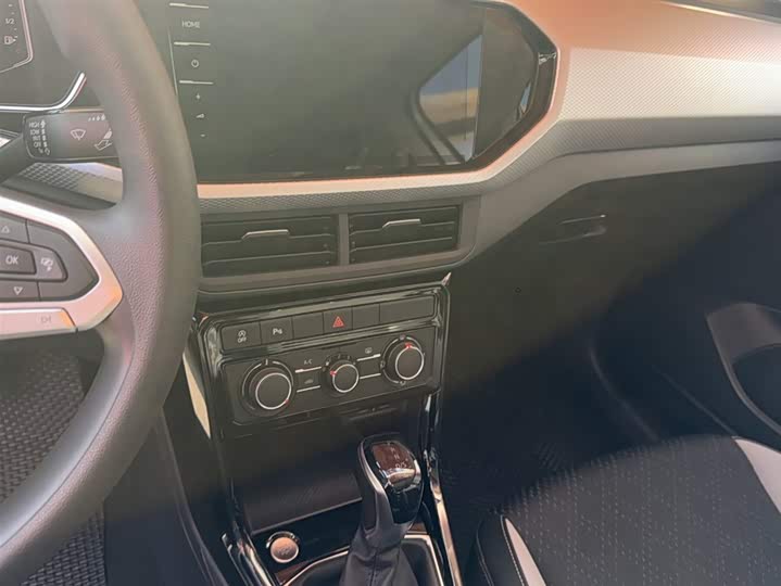 Фото 8 - Volkswagen Tacqua