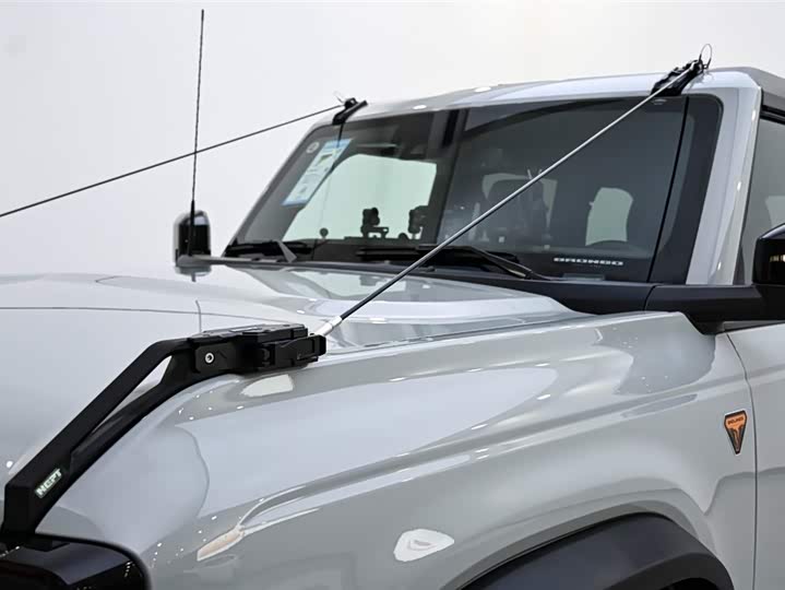 Фото 10 - Ford Bronco