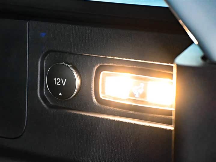 Фото 25 - Ford Bronco