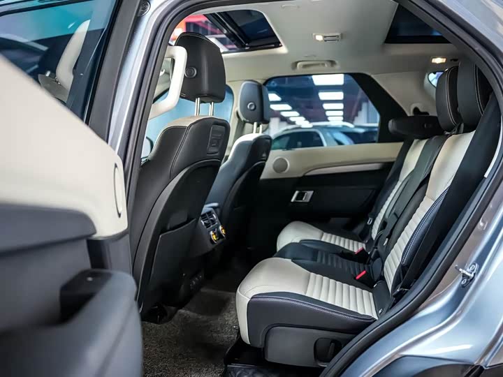 Фото 7 - Land Rover Discovery