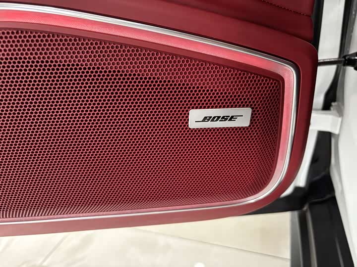 Фото 11 - Porsche Panamera