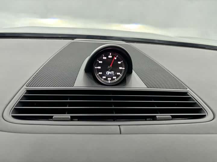 Фото 17 - Porsche Panamera