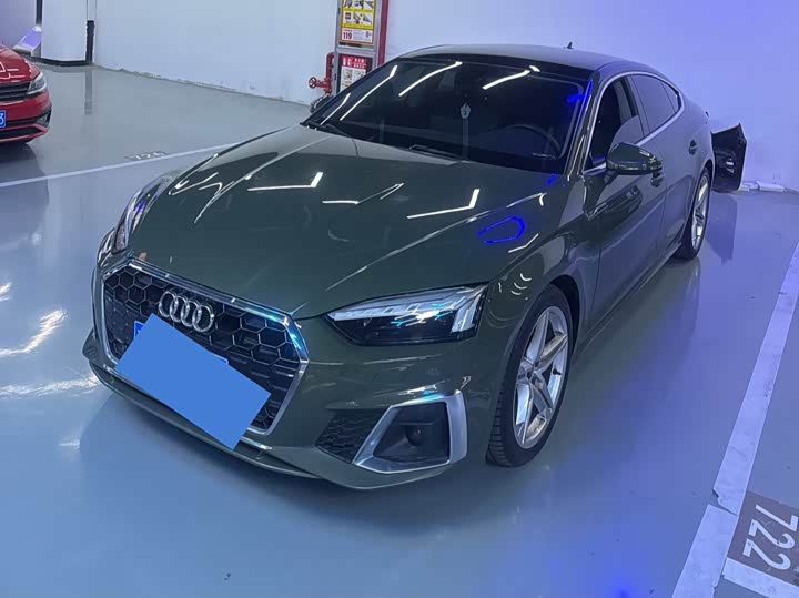 Фото 1 - Audi A5