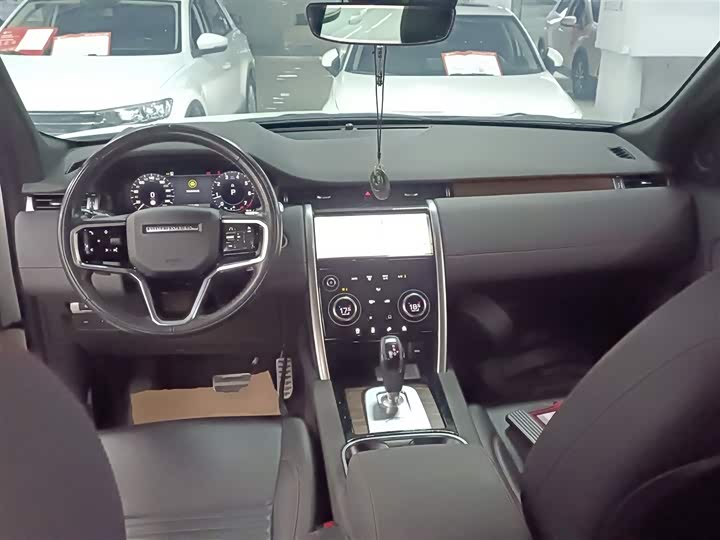 Фото 10 - Land Rover Discovery Sport