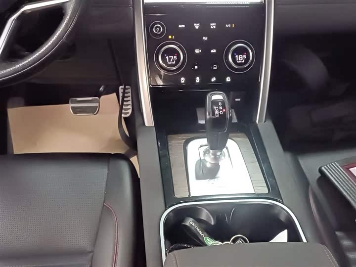 Фото 14 - Land Rover Discovery Sport