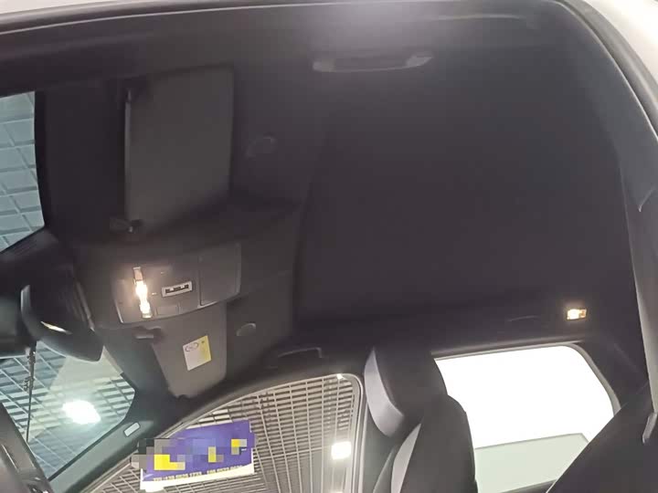 Фото 18 - Land Rover Discovery Sport