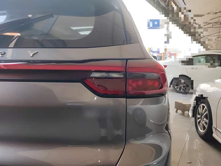 Фото 8 - Chery Tiggo 8