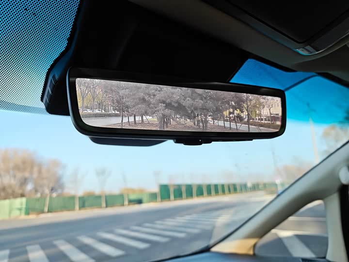 Фото 16 - Toyota Alphard