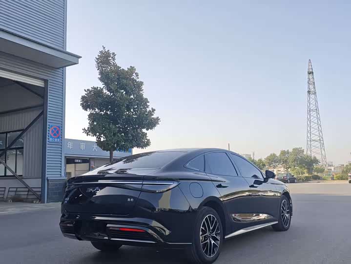 Фото 6 - BYD Seal