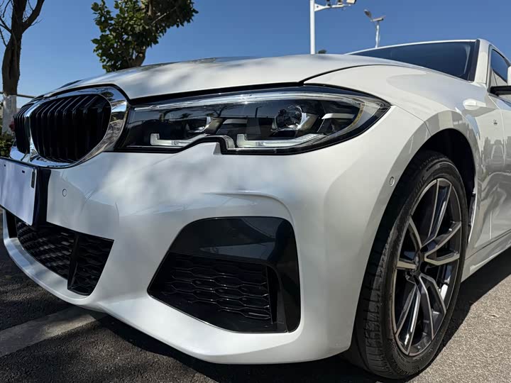 Фото 13 - BMW 3 Series