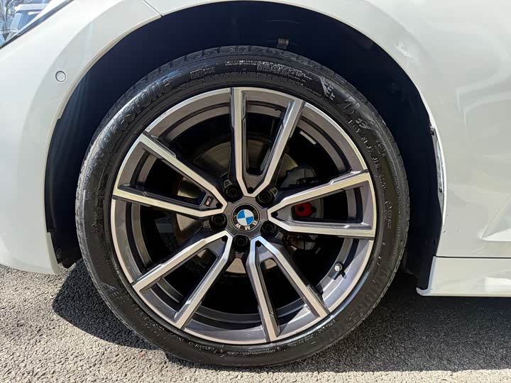 Фото 14 - BMW 3 Series