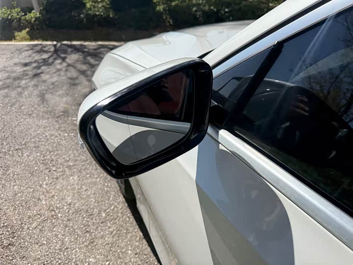 Фото 16 - BMW 3 Series