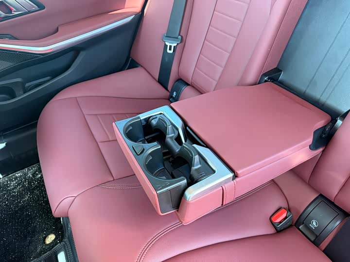 Фото 37 - BMW 3 Series