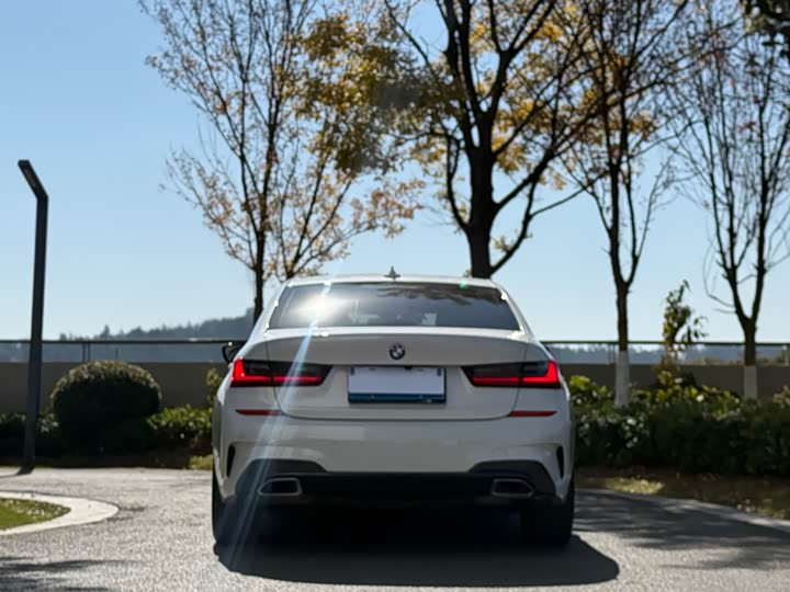 Фото 9 - BMW 3 Series