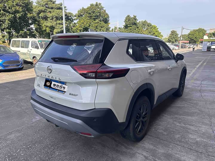 Фото 4 - Nissan X-Trail