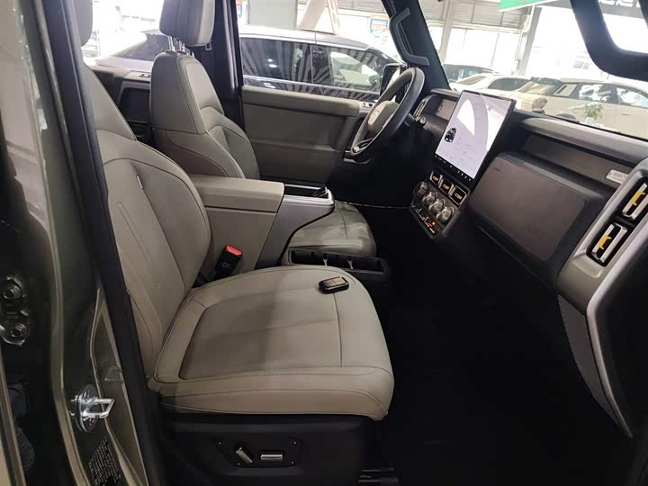 Фото 24 - Chery iCar V23