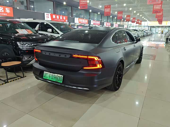 Фото 4 - Volvo S90 Hybrid