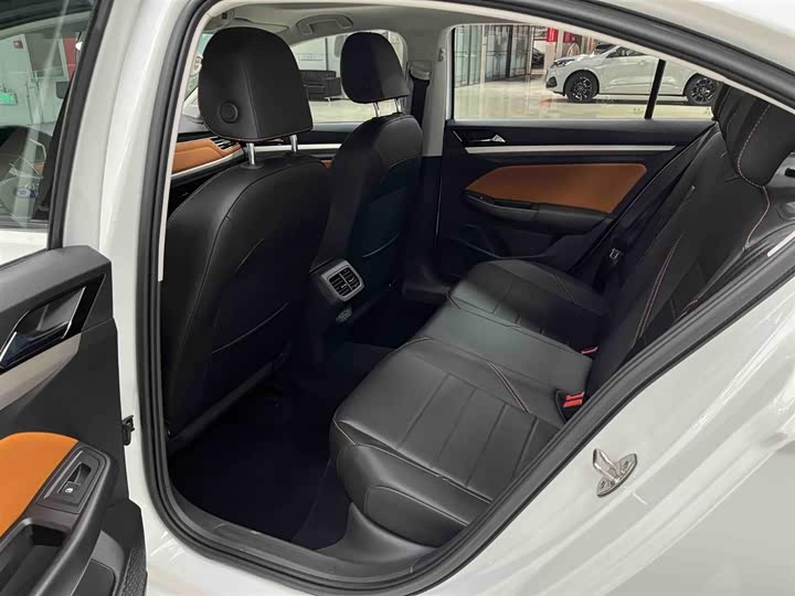 Фото 13 - Volkswagen Bora