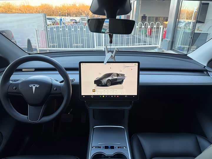 Фото 11 - Tesla Model Y