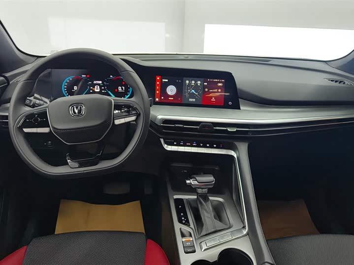 Фото 12 - Changan CS35 Plus