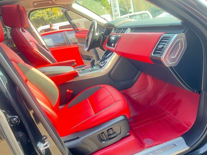 Фото 10 - Land Rover Range Rover Sport