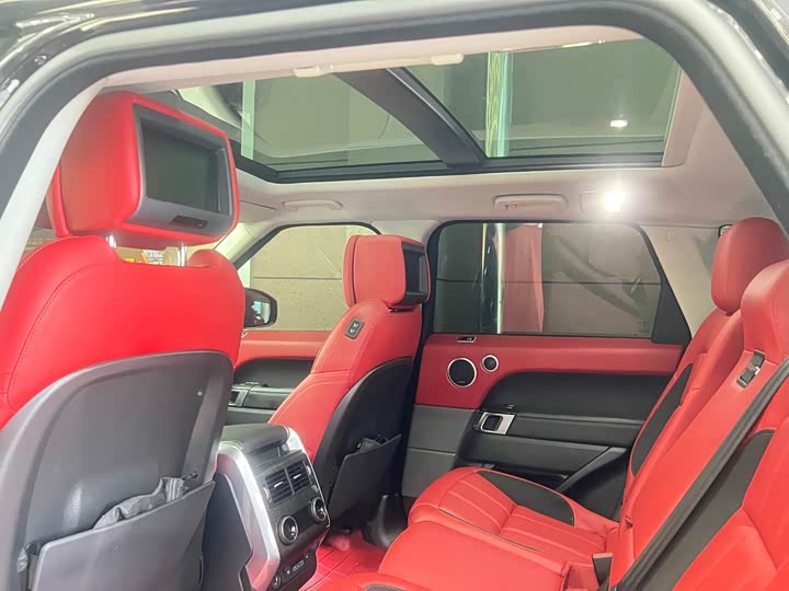 Фото 11 - Land Rover Range Rover Sport