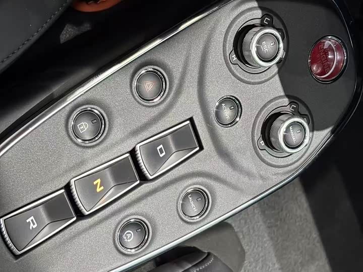 Фото 6 - McLaren GT