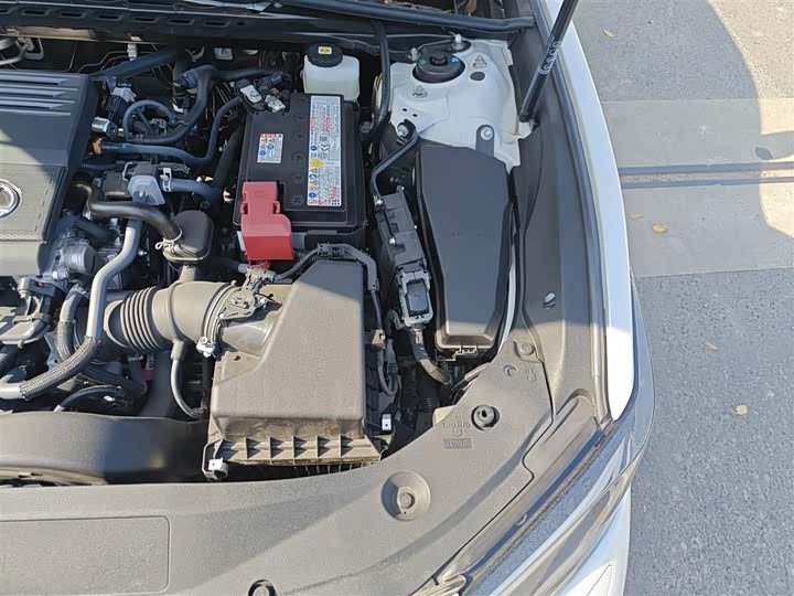 Фото 22 - Lexus ES