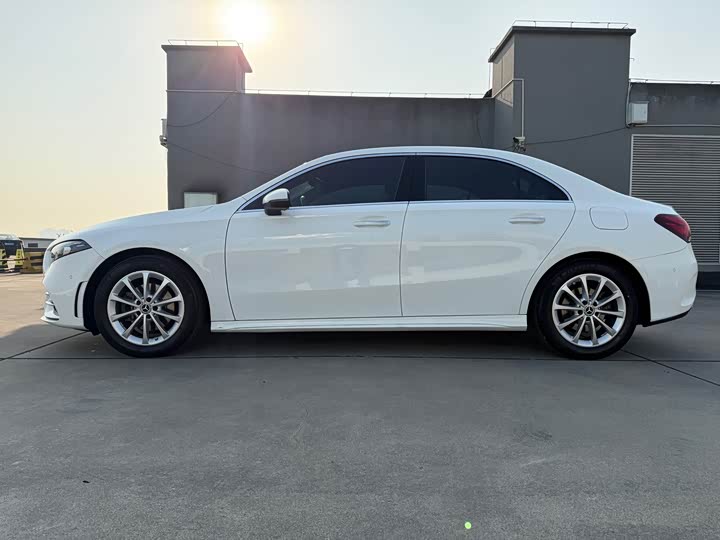 Фото 4 - Mercedes-Benz A-Class