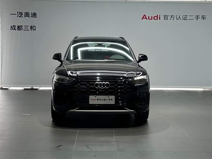 Фото 2 - Audi Q5L