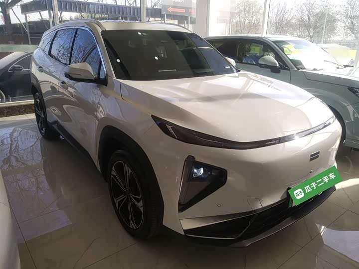 Фото 4 - Geely Galaxy L7